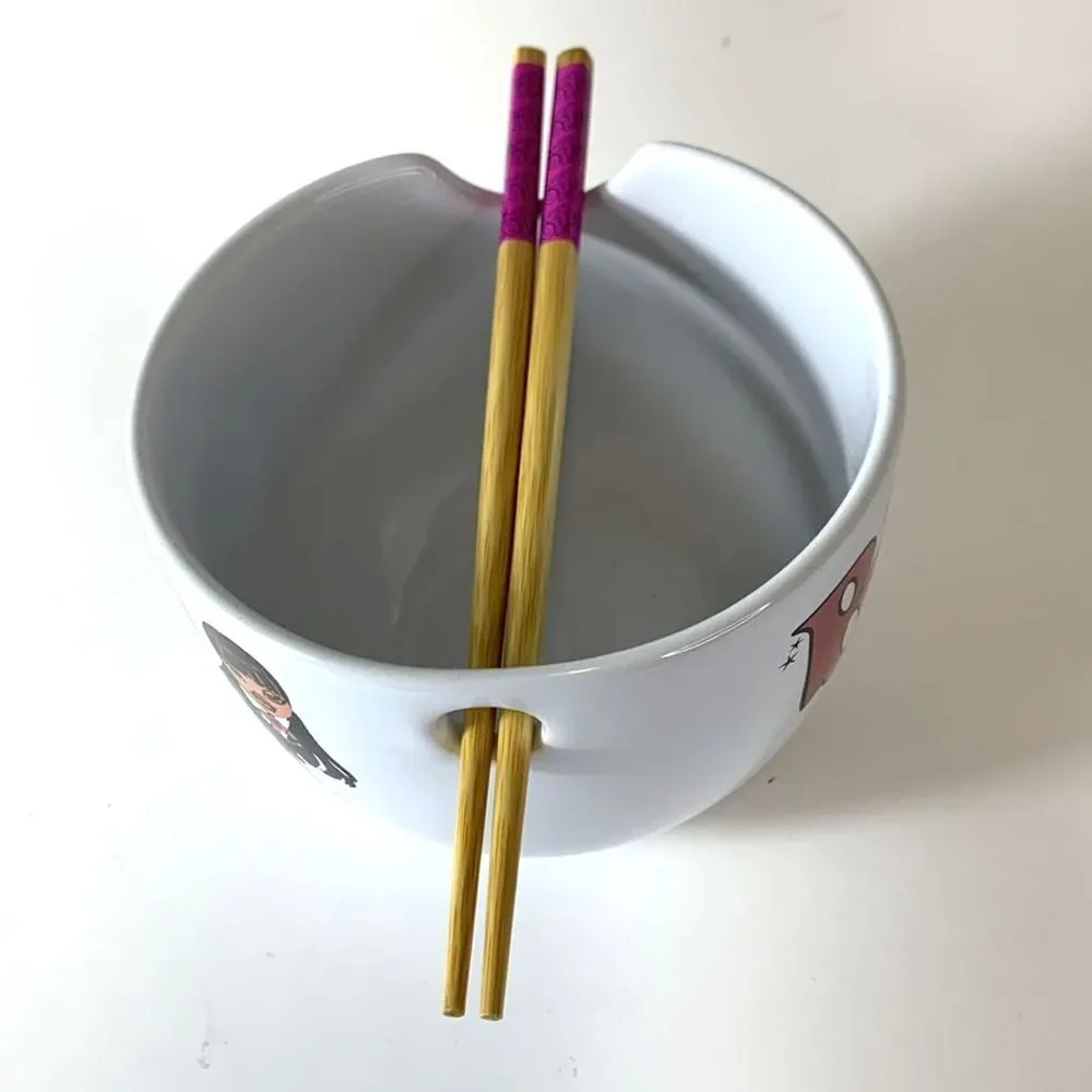 Bratz Characters White 20 Oz. Ceramic Ramen Bowl Chopsticks By Silver Buffalo